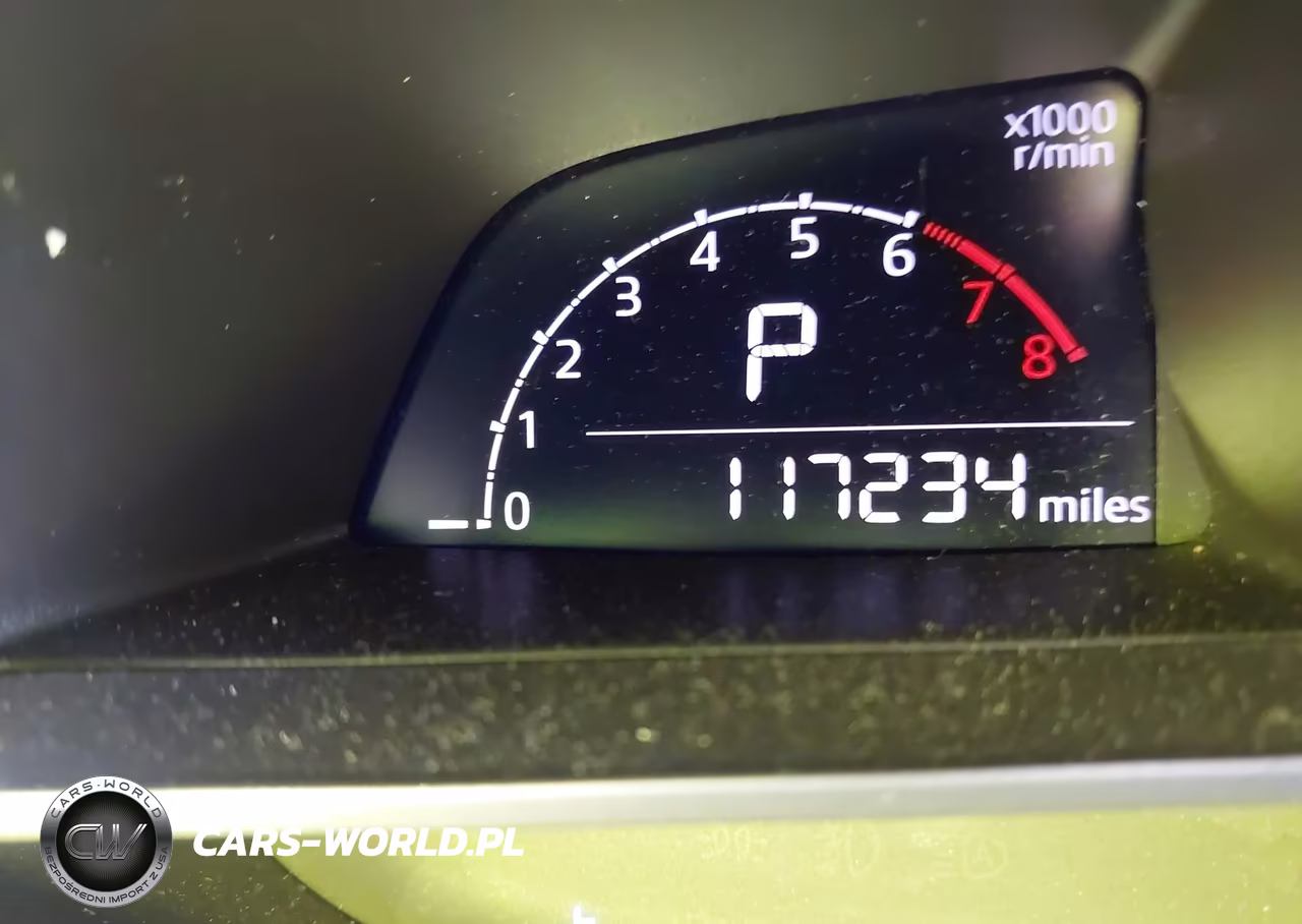 2018 Mazda Mazda3 5-Door Touring VIN:3MZBN1L30JM246287 - 15