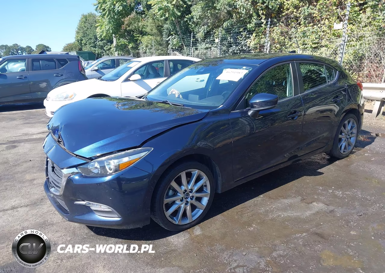 2018 Mazda Mazda3 5-Door Touring VIN:3MZBN1L30JM246287 - 2