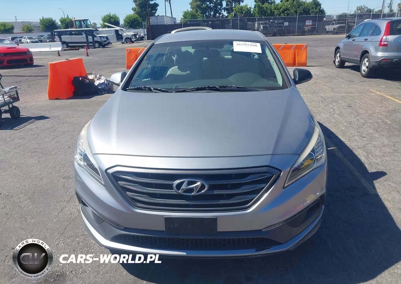 2016 Hyundai Sonata Sport VIN:5NPE34AF6GH396343 - 12