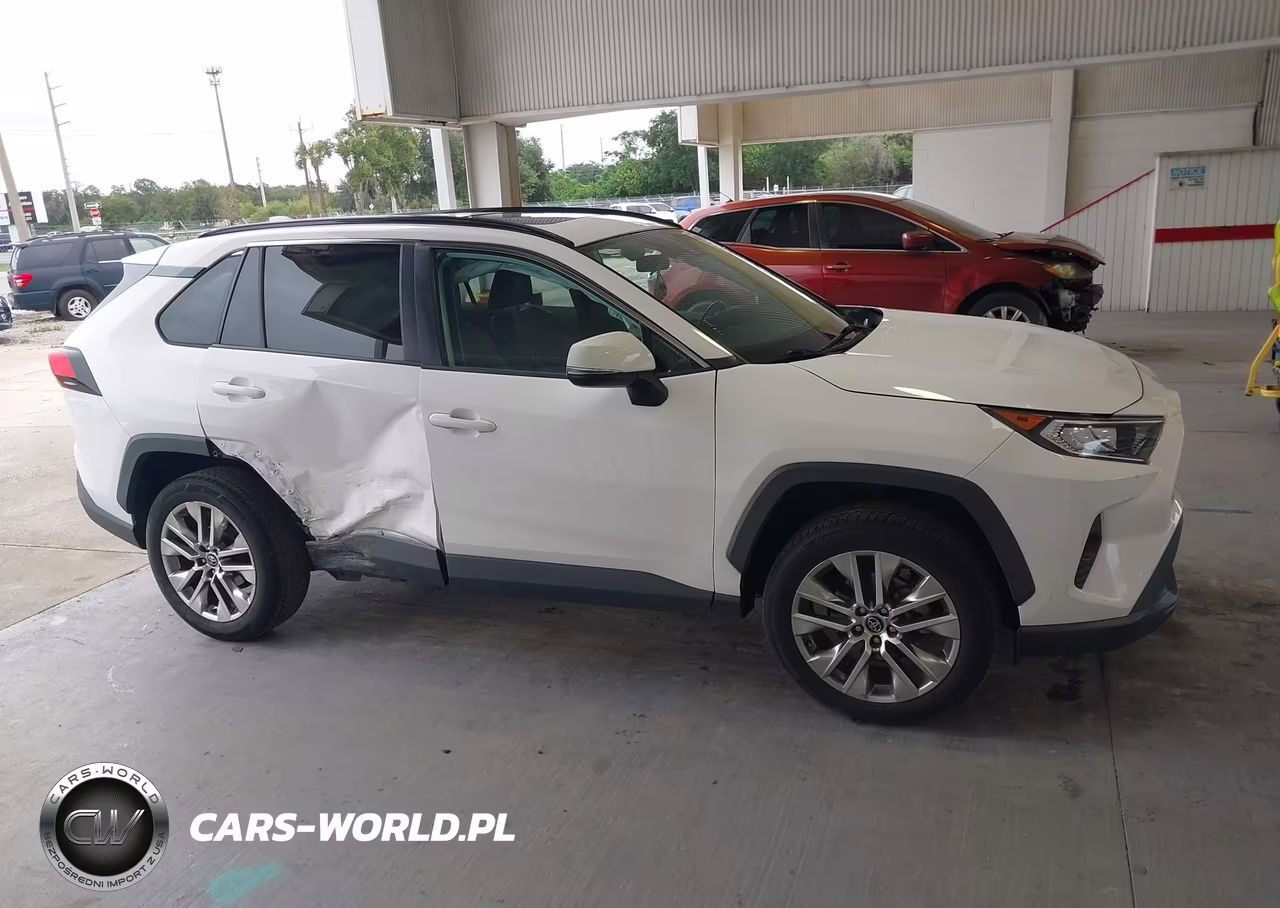 2020 Toyota Rav4 Xle Premium VIN:2T3C1RFV2LW094514 - 13