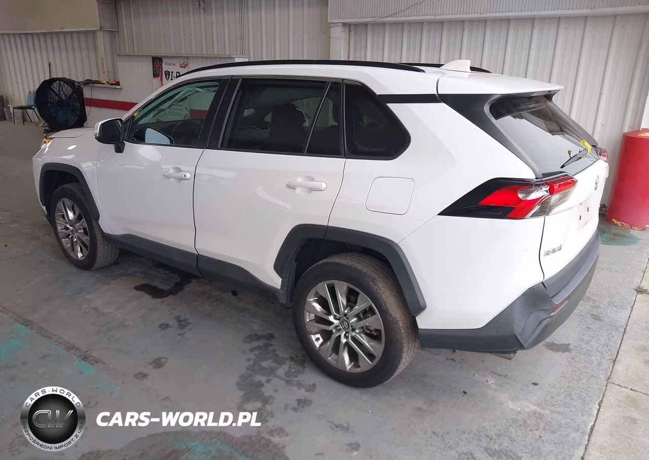 2020 Toyota Rav4 Xle Premium VIN:2T3C1RFV2LW094514 - 3