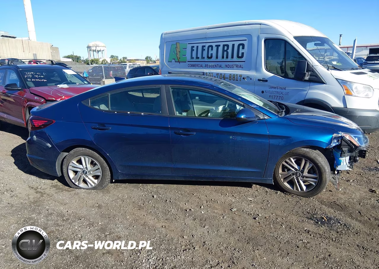 2020 Hyundai Elantra Sel VIN:5NPD84LF2LH576813 - 13