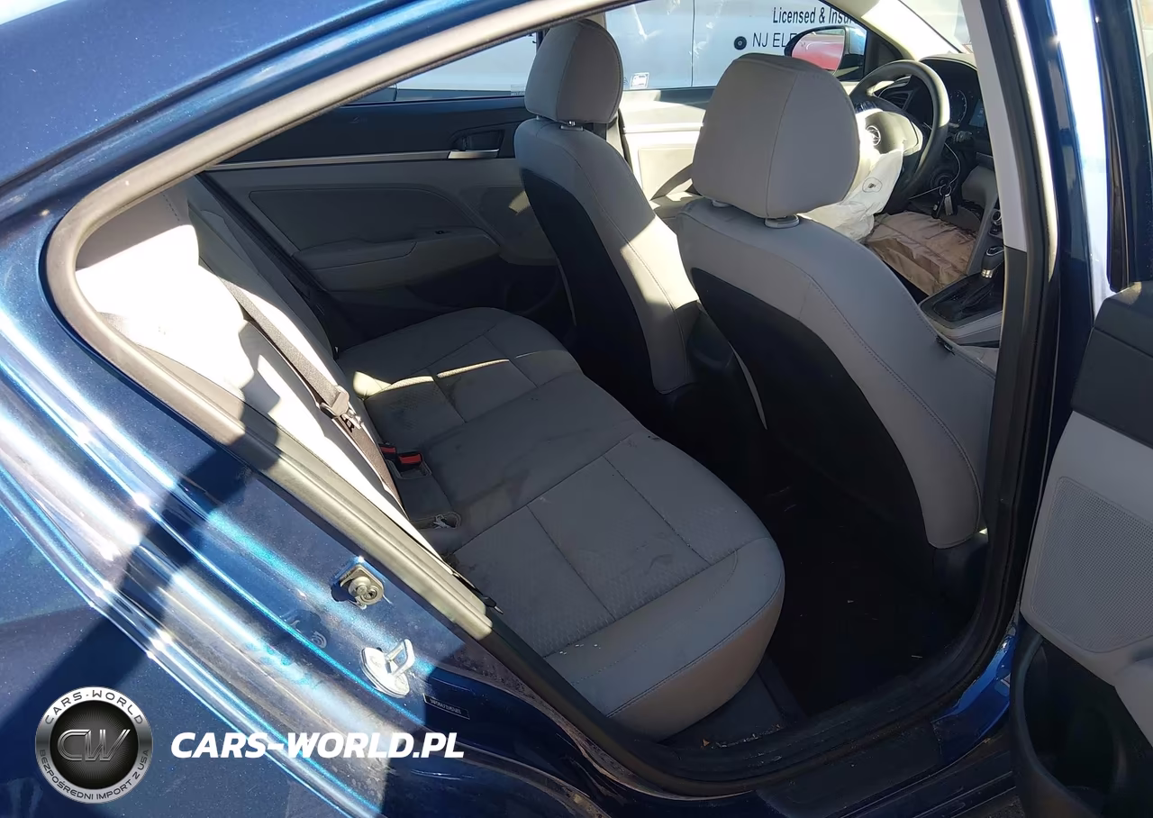 2020 Hyundai Elantra Sel VIN:5NPD84LF2LH576813 - 8