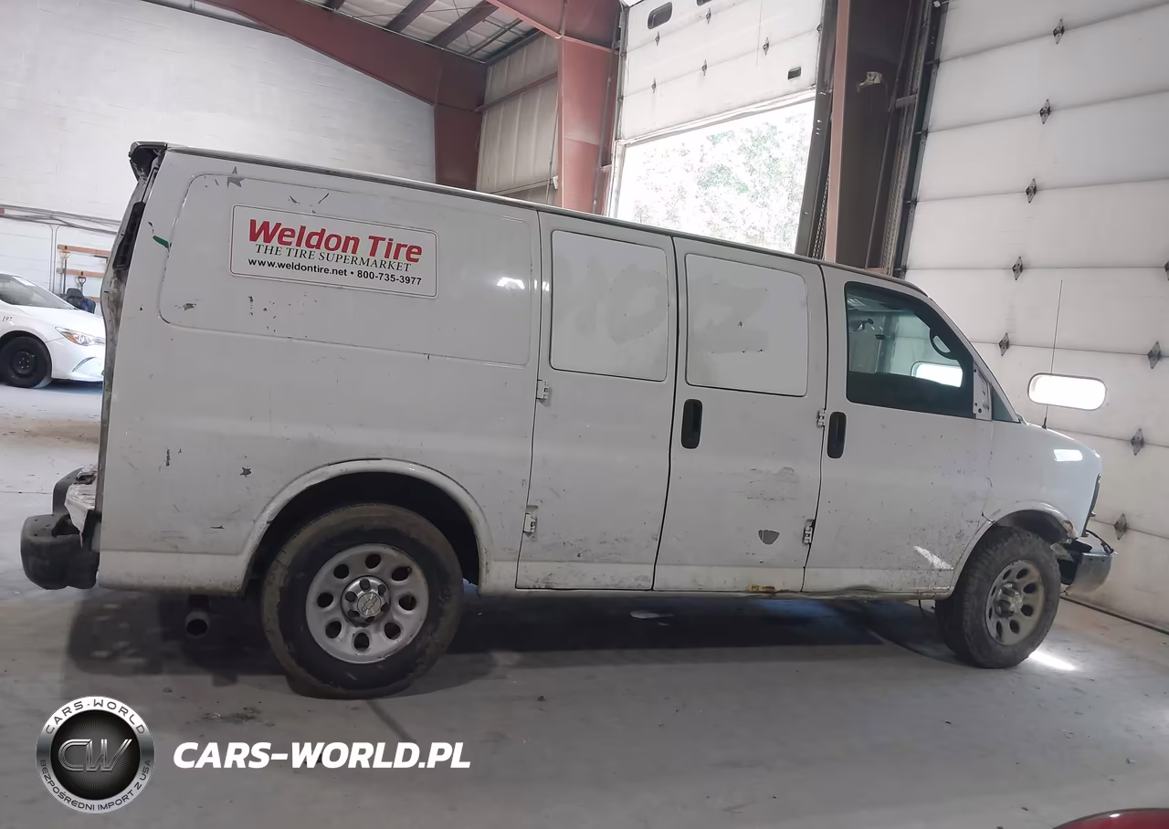 2014 Chevrolet Express 1500 Work Van VIN:1GCSGAFX9E1111453 - 13