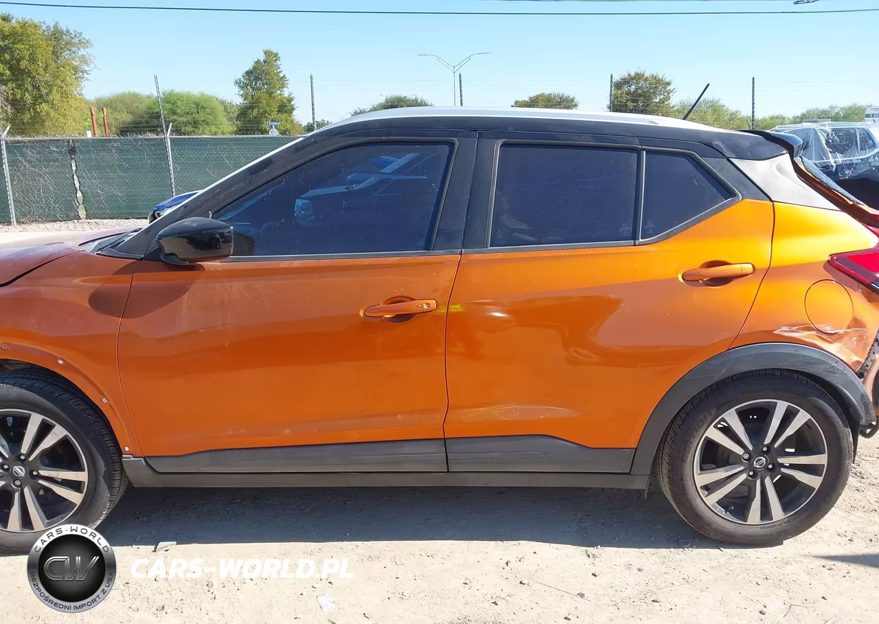2019 Nissan Kicks Sv VIN:3N1CP5CU4KL553411 - 15