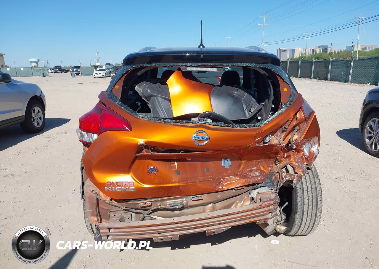 2019 Nissan Kicks Sv VIN:3N1CP5CU4KL553411 - 17