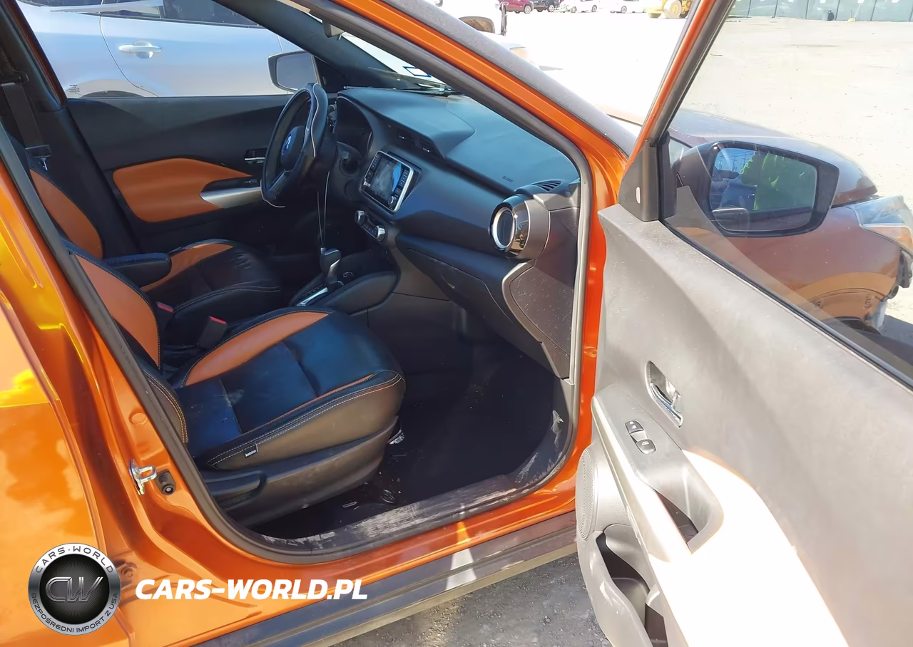 2019 Nissan Kicks Sv VIN:3N1CP5CU4KL553411 - 5