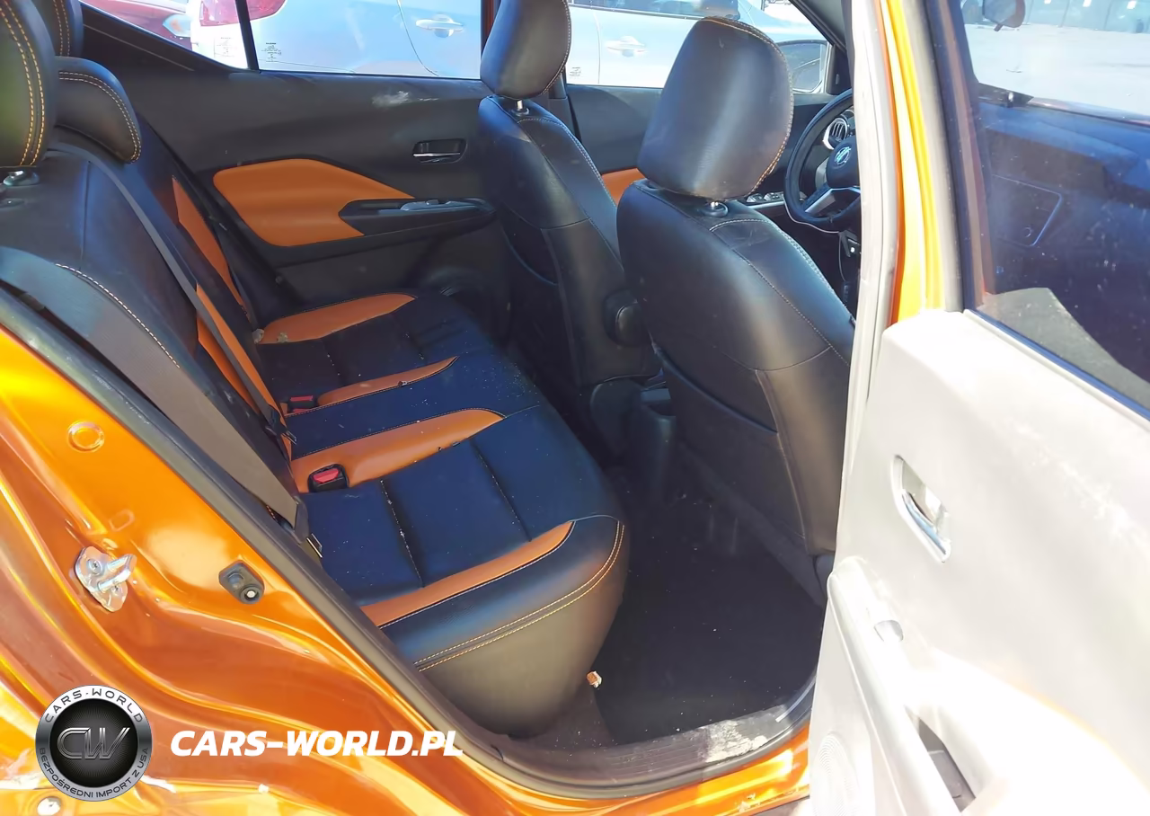 2019 Nissan Kicks Sv VIN:3N1CP5CU4KL553411 - 8