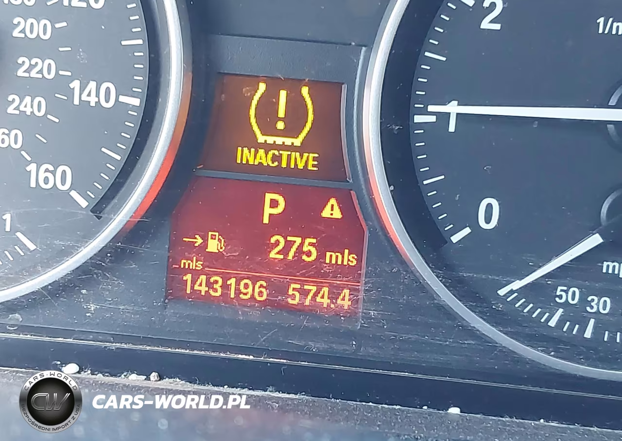 2015 BMW X1 xDrive28I VIN:WBAVL1C50FVY39083 - 16