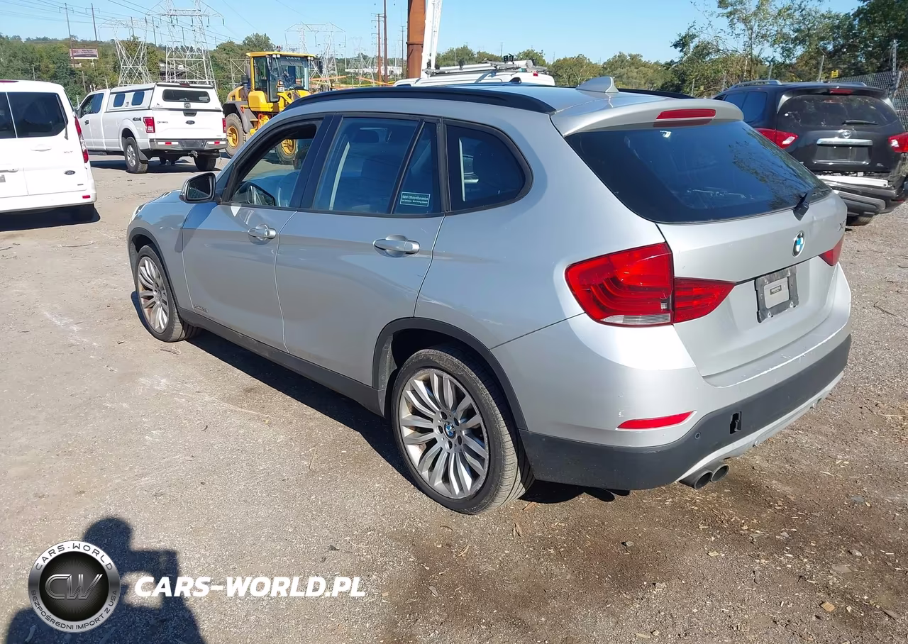2015 BMW X1 xDrive28I VIN:WBAVL1C50FVY39083 - 3