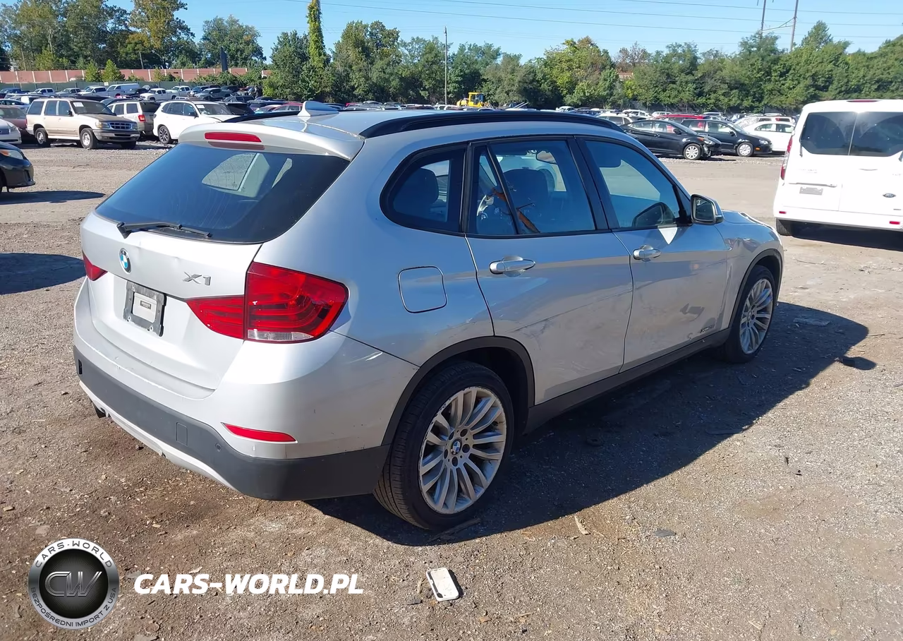 2015 BMW X1 xDrive28I VIN:WBAVL1C50FVY39083 - 4