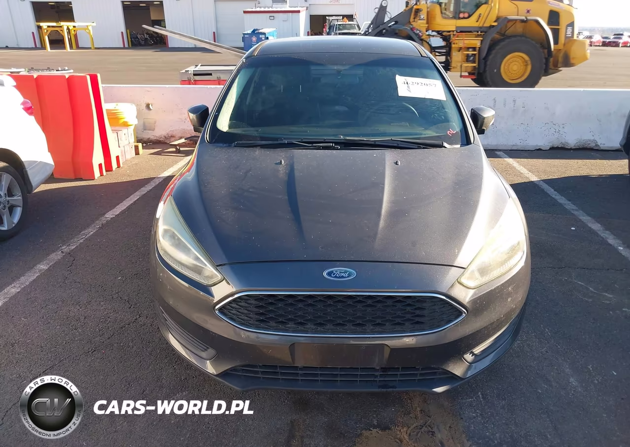 2015 Ford Focus Se VIN:1FADP3F25FL341639 - 6