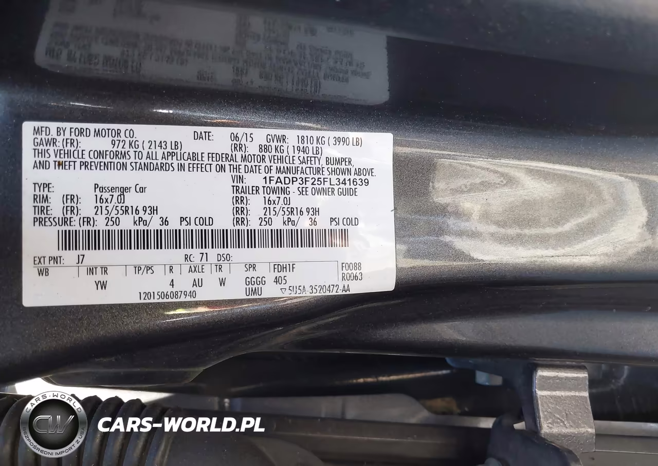 2015 Ford Focus Se VIN:1FADP3F25FL341639 - 9