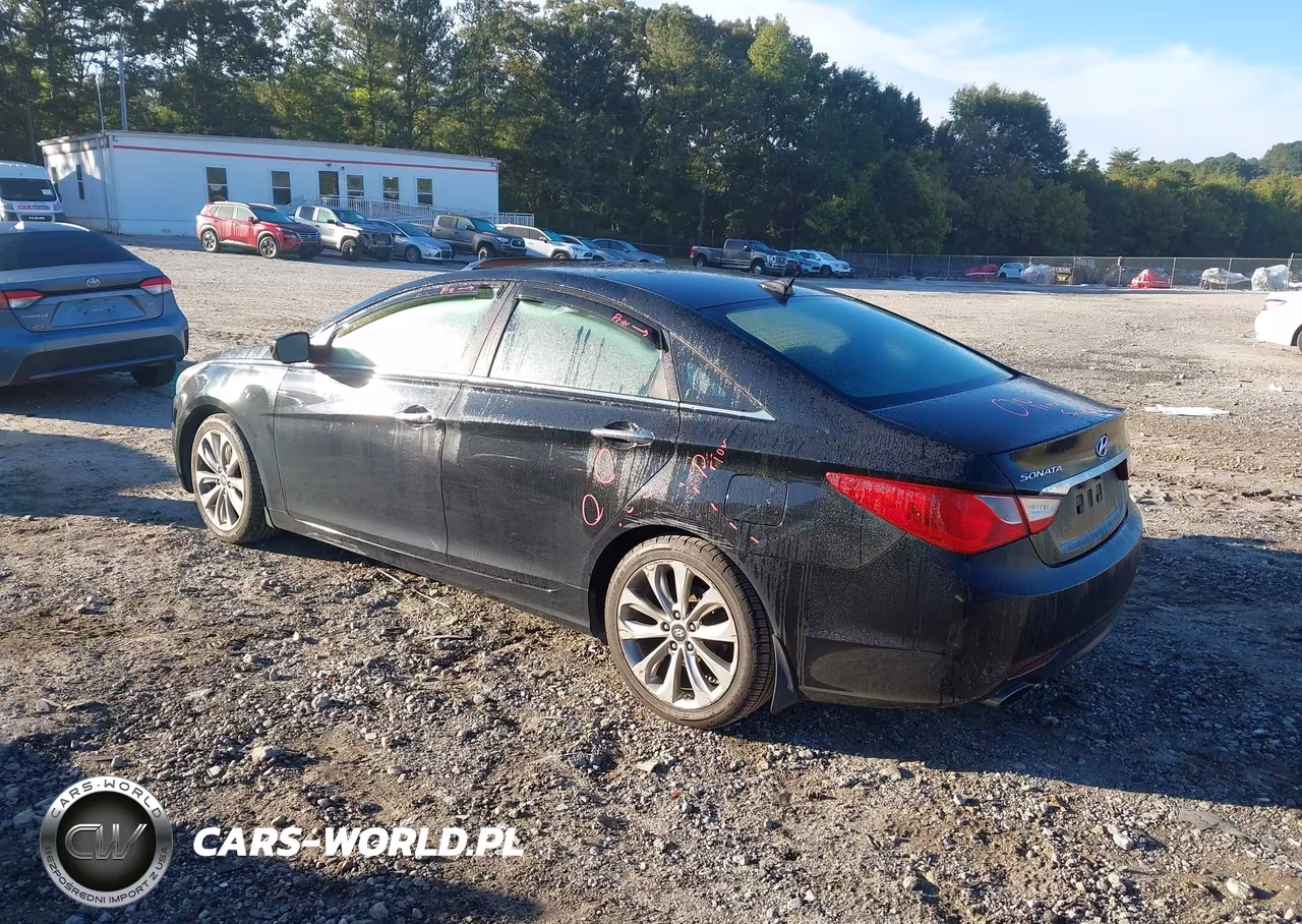 2013 Hyundai Sonata Se VIN:5NPEC4AC5DH547769 - 3