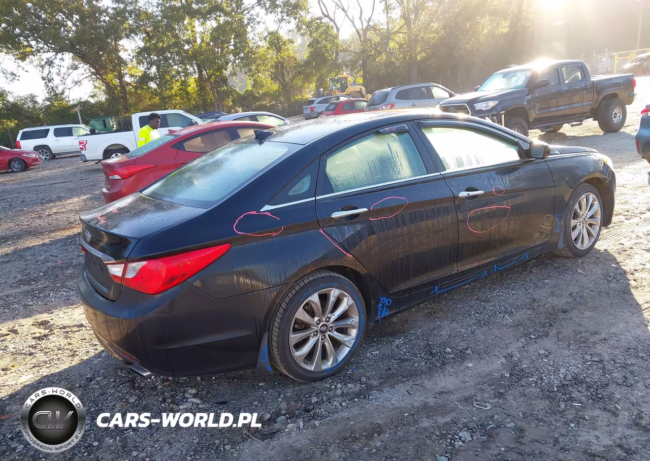 2013 Hyundai Sonata Se VIN:5NPEC4AC5DH547769 - 4