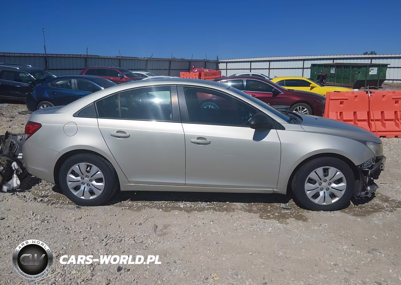 2013 Chevrolet Cruze Ls Auto VIN:1G1PA5SHXD7258639 - 14