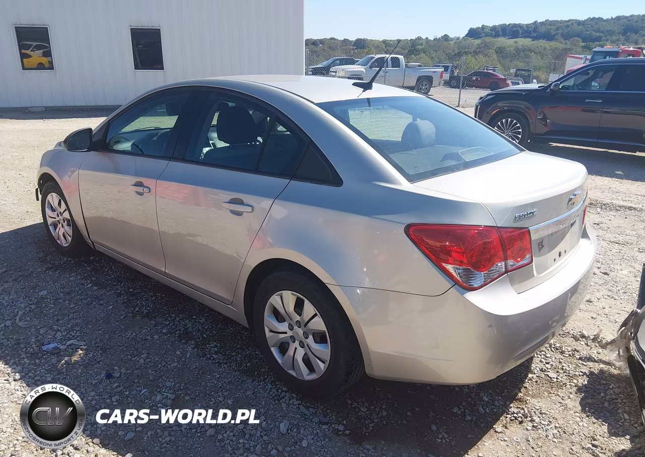 2013 Chevrolet Cruze Ls Auto VIN:1G1PA5SHXD7258639 - 3