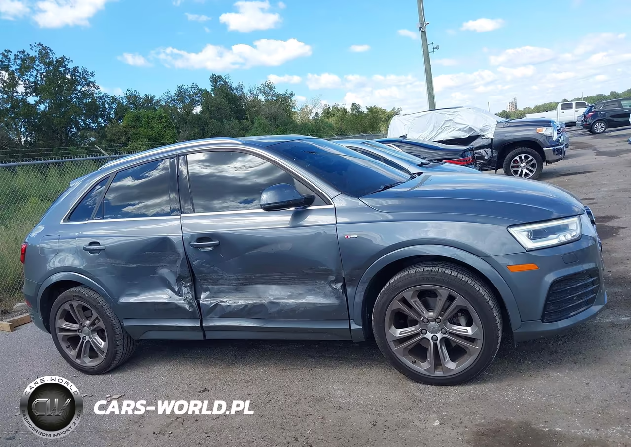2016 Audi Q3 2.0T Premium Plus VIN:WA1GFCFS8GR019449 - 13