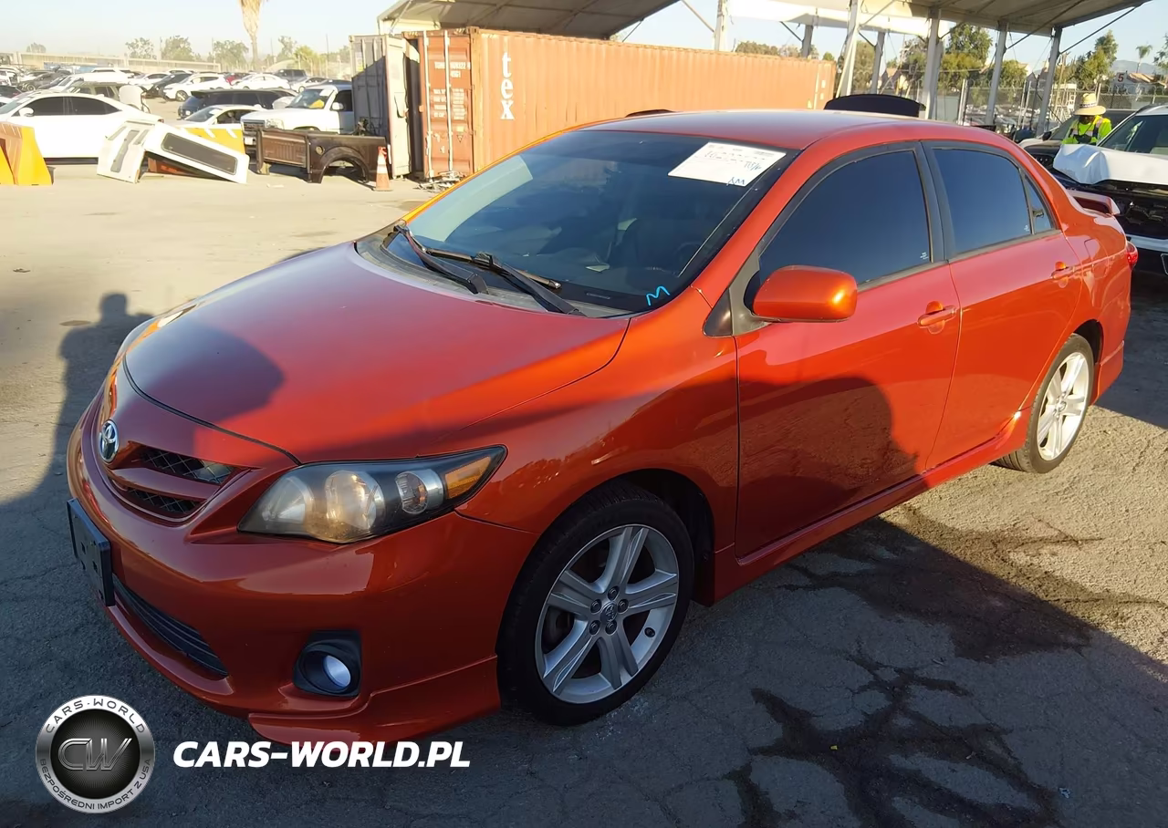 2013 Toyota Corolla S Special Edition VIN:2T1BU4EE8DC089370 - 2