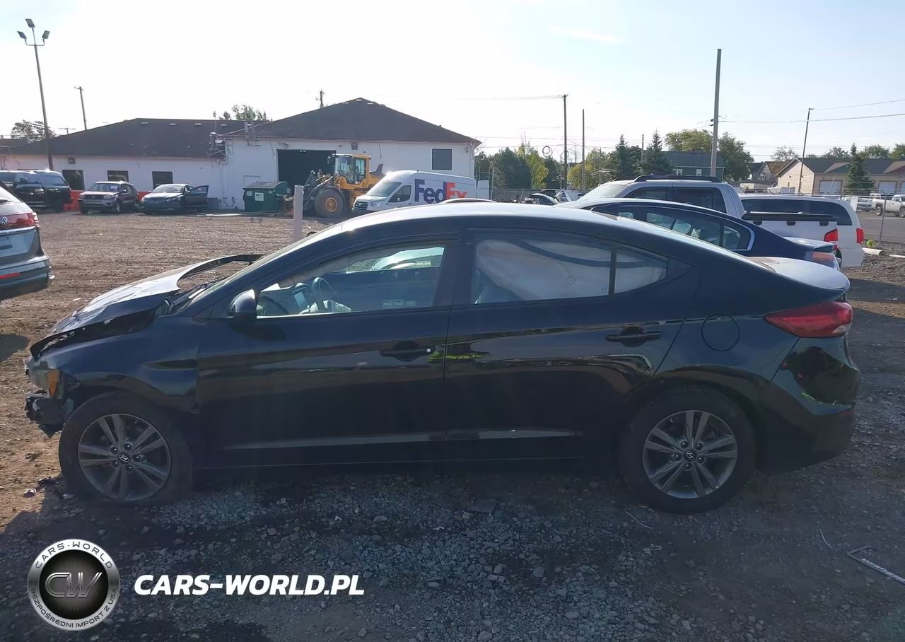 2018 Hyundai Elantra Sel VIN:5NPD84LF5JH299717 - 14