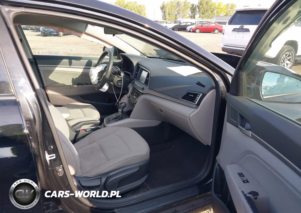 2018 Hyundai Elantra Sel VIN:5NPD84LF5JH299717 - 5