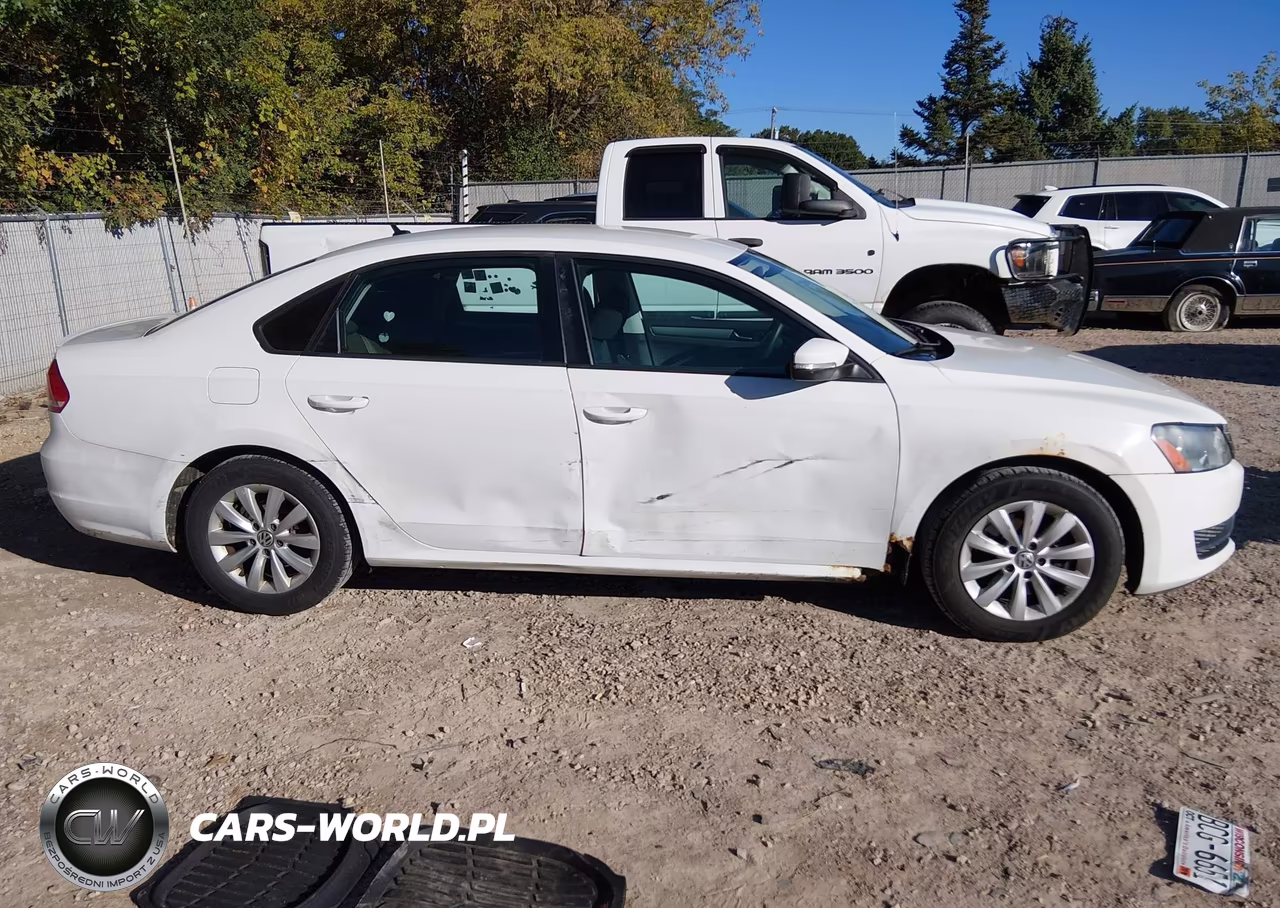 2013 Volkswagen Passat 2.5L S VIN:1VWAH7A36DC056315 - 13