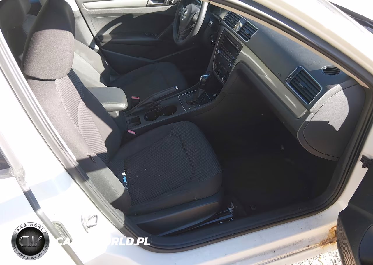 2013 Volkswagen Passat 2.5L S VIN:1VWAH7A36DC056315 - 5