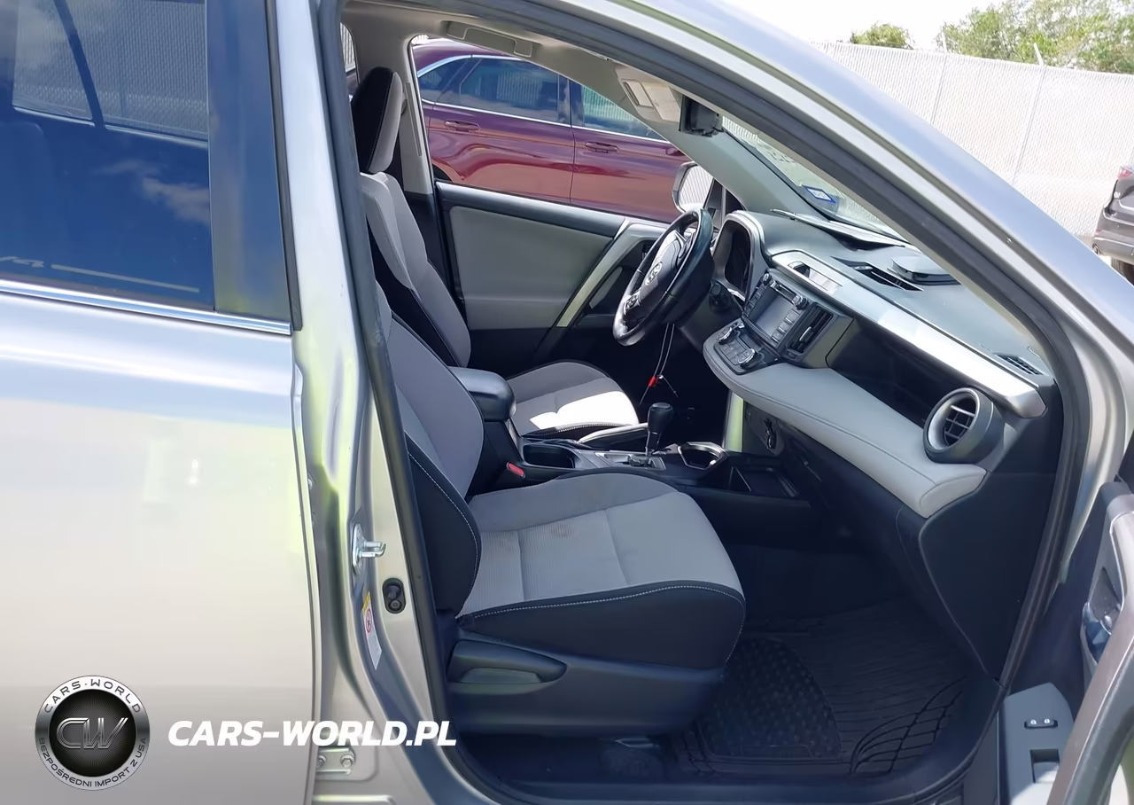 2018 Toyota Rav4 Xle VIN:JTMWFREV4JJ158306 - 5
