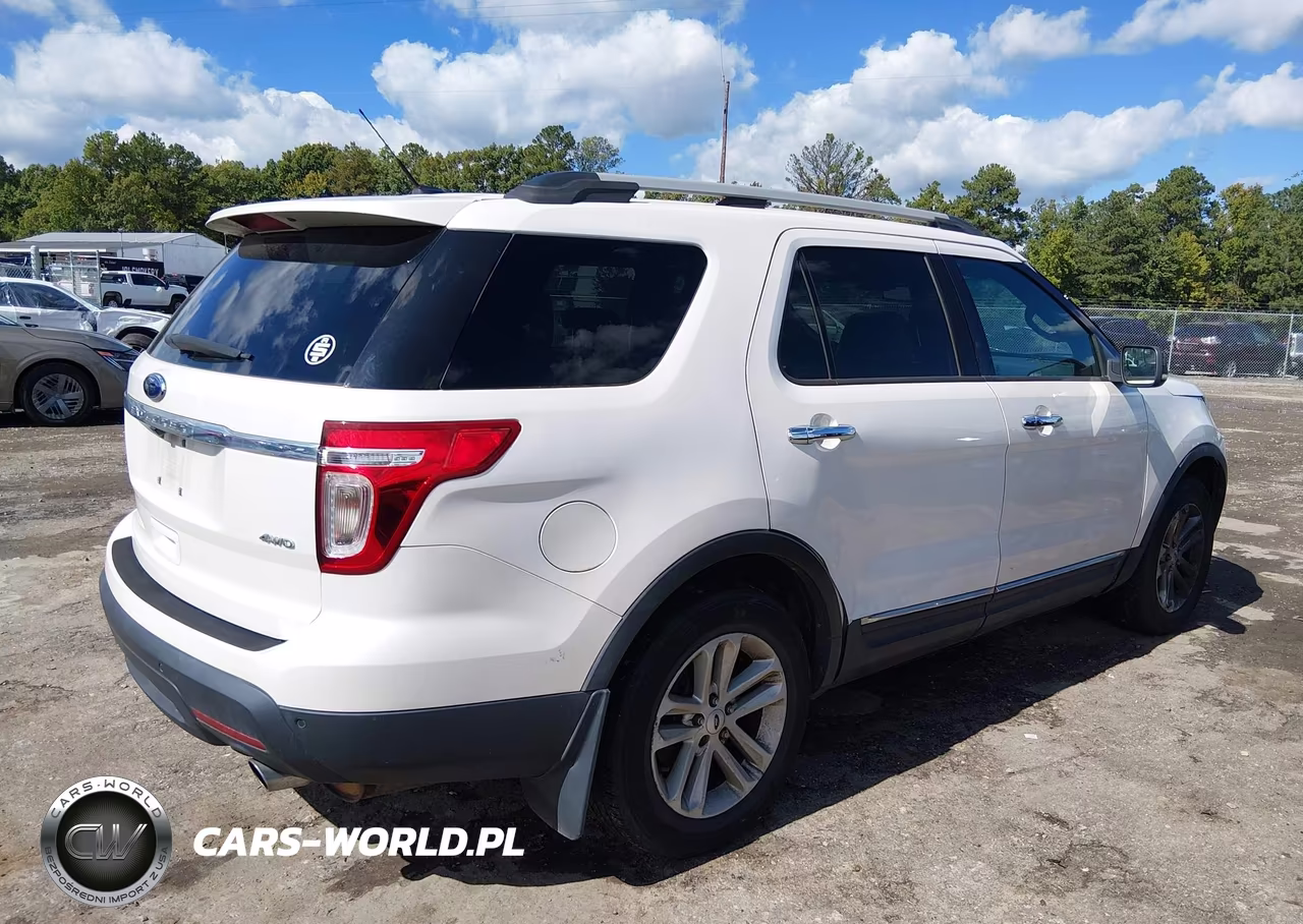 2012 Ford Explorer Xlt VIN:1FMHK8D87CGA92419 - 4