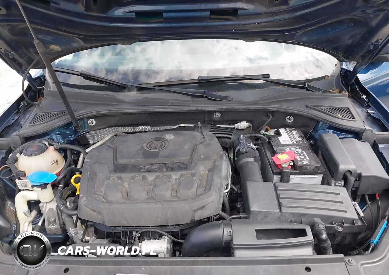 2018 Volkswagen Passat 2.0T R-Line-2.0T S VIN:1VWAA7A31JC051362 - 10