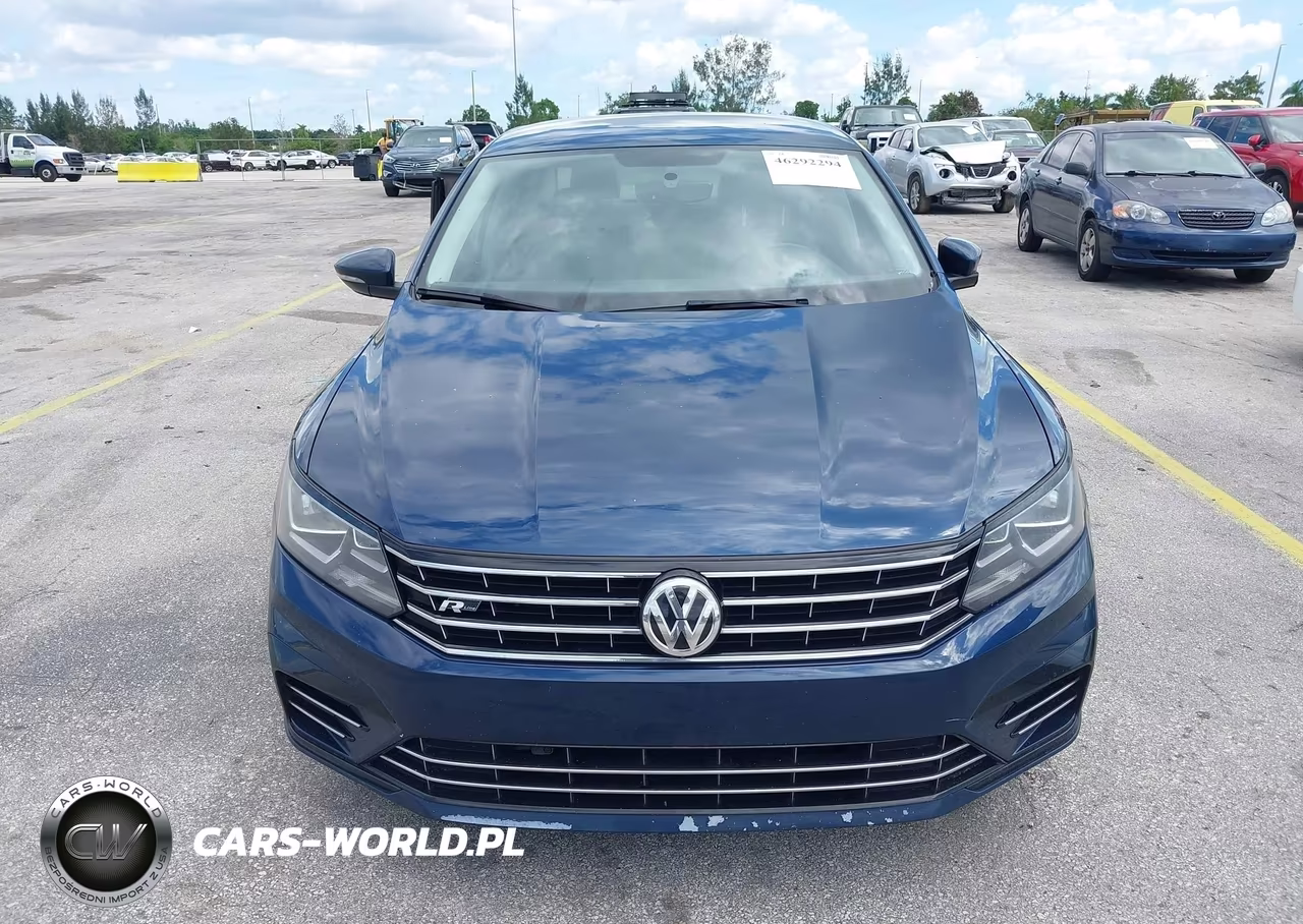 2018 Volkswagen Passat 2.0T R-Line-2.0T S VIN:1VWAA7A31JC051362 - 12