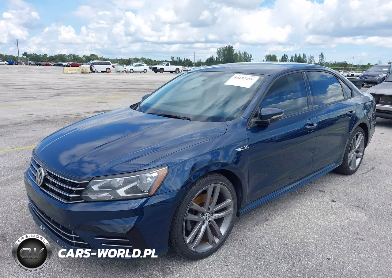 2018 Volkswagen Passat 2.0T R-Line-2.0T S VIN:1VWAA7A31JC051362 - 2