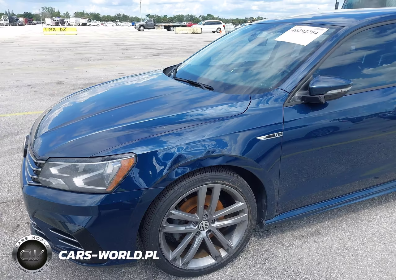 2018 Volkswagen Passat 2.0T R-Line-2.0T S VIN:1VWAA7A31JC051362 - 6