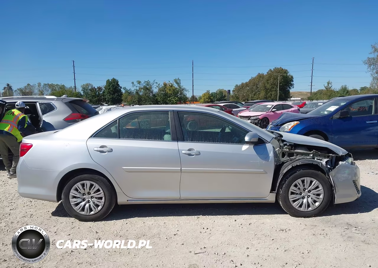 2012 Toyota Camry Hybrid Le VIN:4T1BD1FKXCU060338 - 13