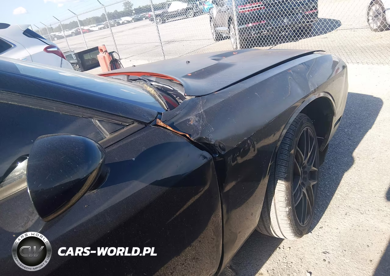 2011 Dodge Challenger VIN:2B3CJ4DG4BH518038 - 17