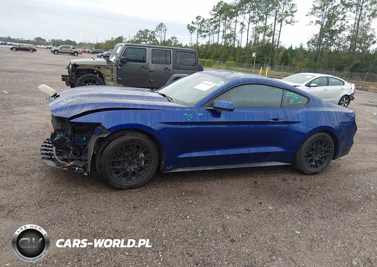 2016 Ford Mustang V6 VIN:1FA6P8AM6G5277499 - 14