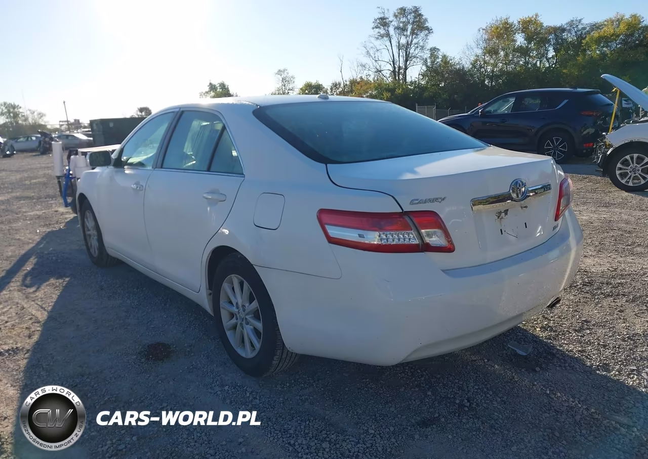 2010 Toyota Camry Xle VIN:4T4BF3EK7AR044690 - 3
