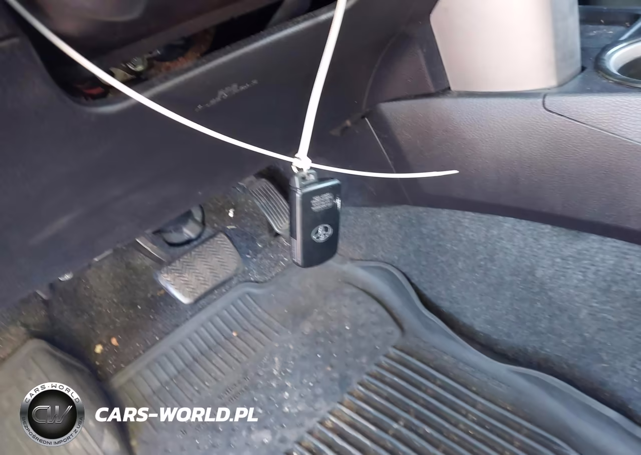 2017 Toyota Rav4 Platinum VIN:2T3DFREV0HW565901 - 11