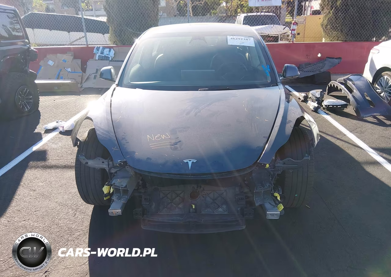 2022 Tesla Model 3 Long Range Dual Motor All-Wheel Drive VIN:5YJ3E1EB3NF135920 - 13