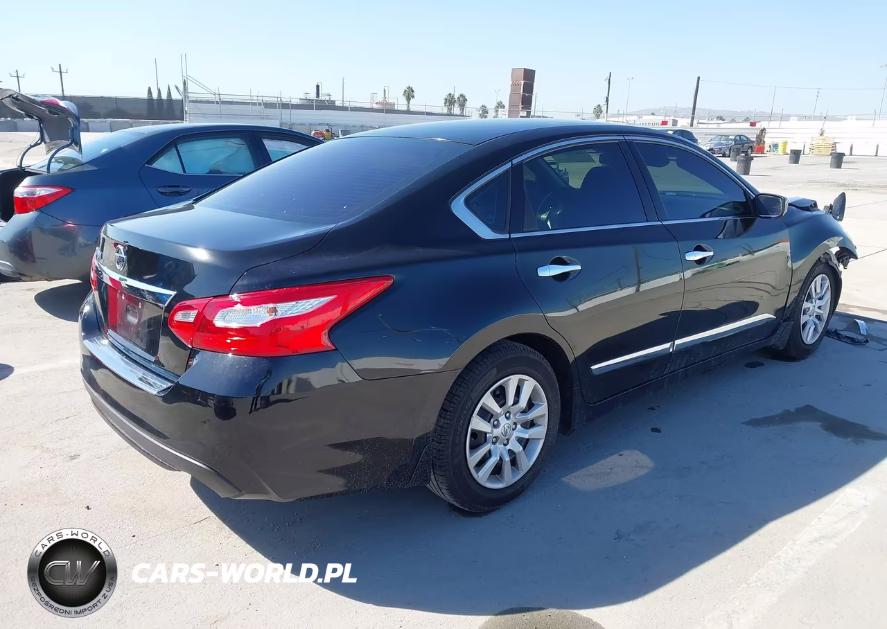 2016 Nissan Altima 2.5 S VIN:1N4AL3AP1GN347722 - 4