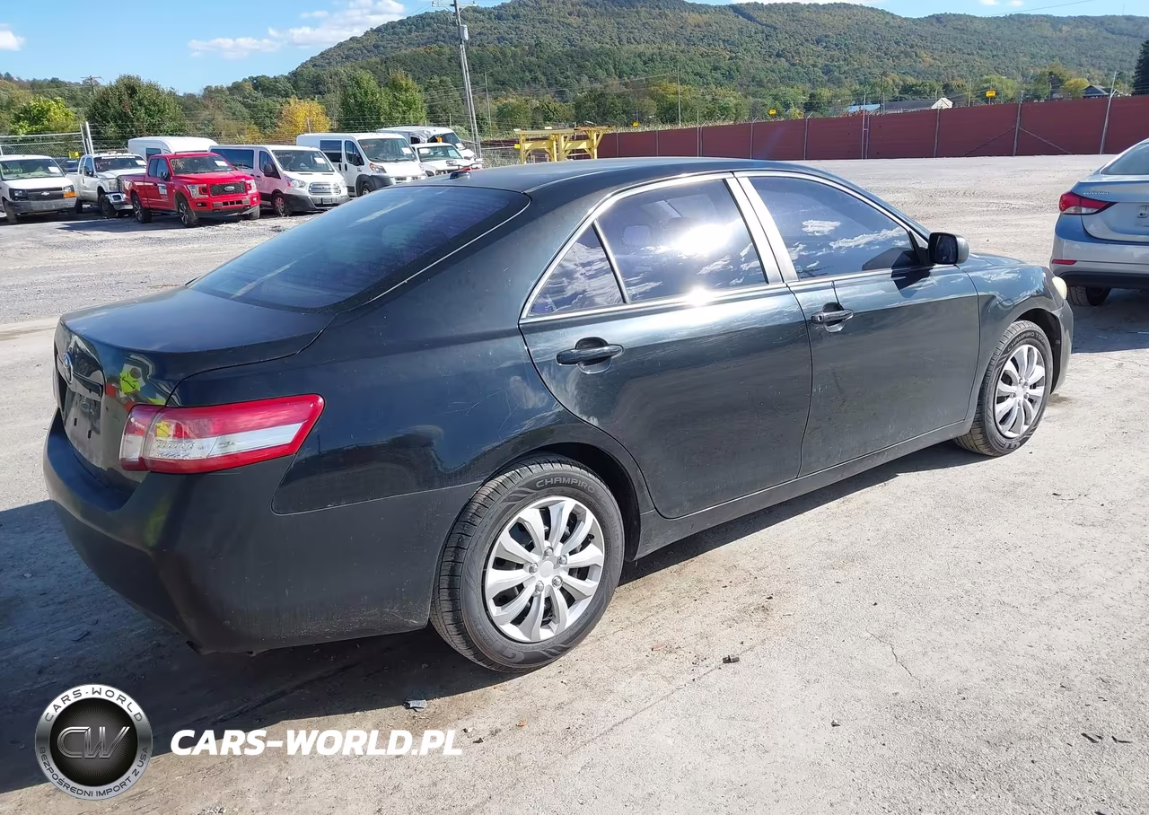 2011 Toyota Camry VIN:4T1BF3EK3BU664934 - 4