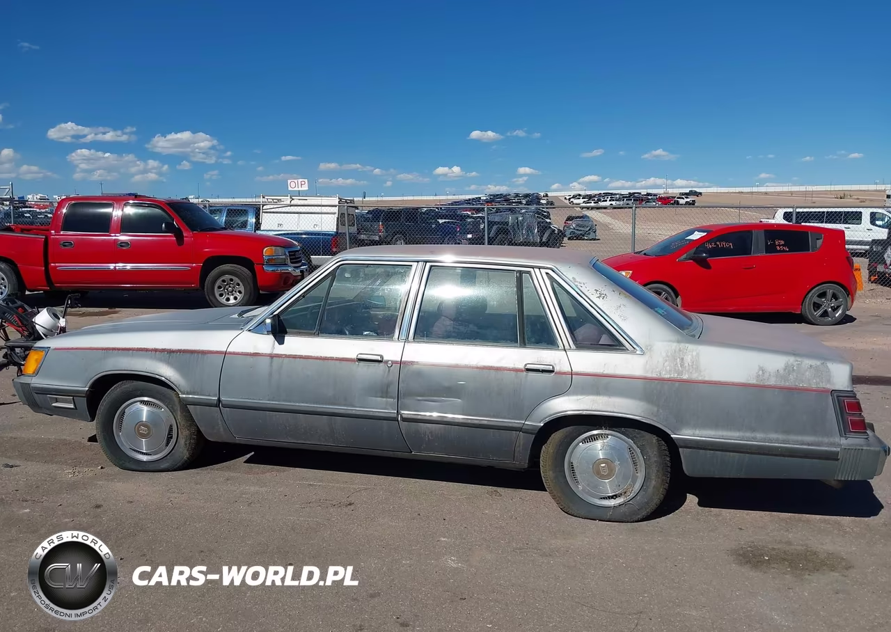 1983 Ford Ltd VIN:1FABP3938DG181970 - 6