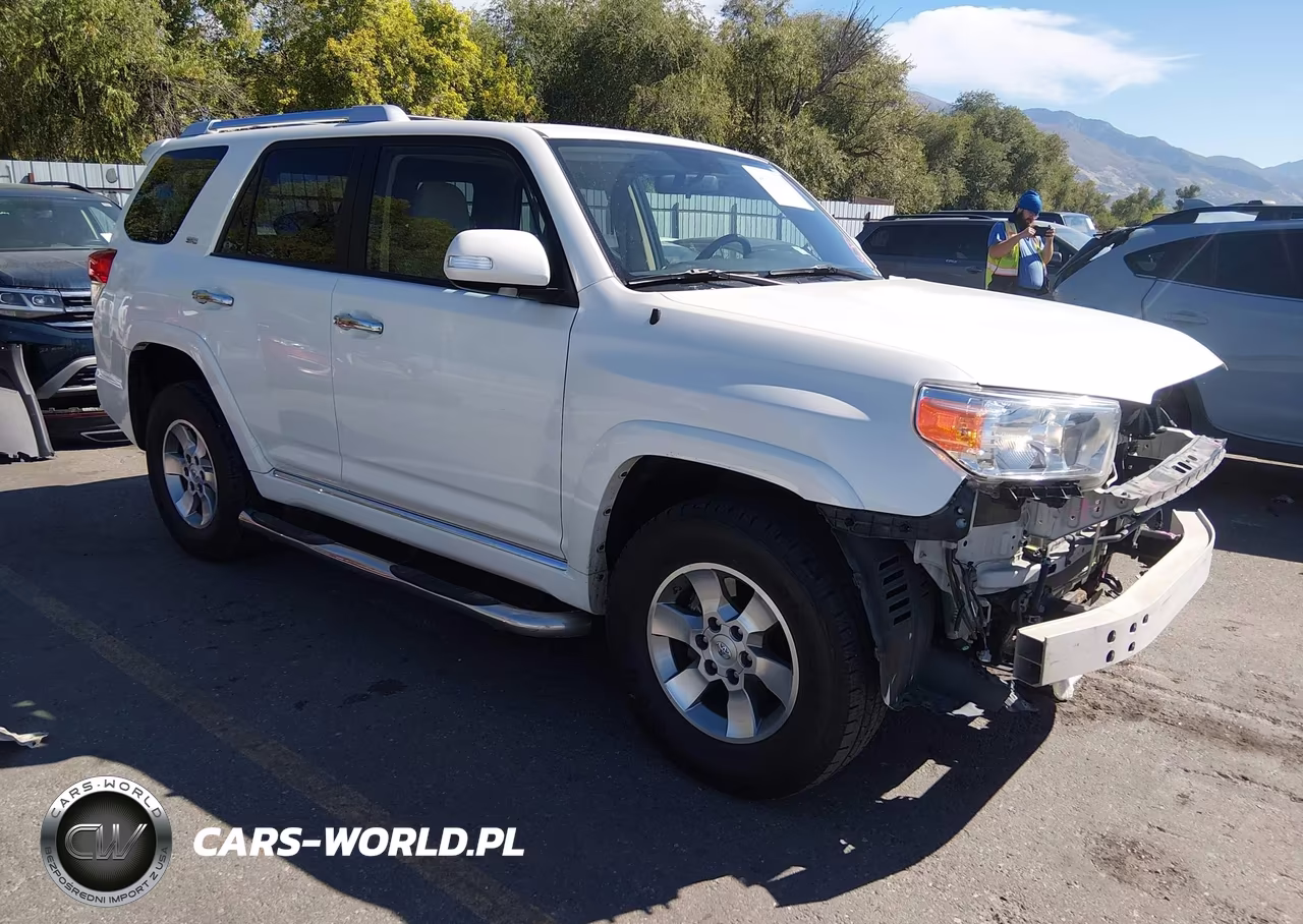 2013 Toyota 4Runner Sr5
