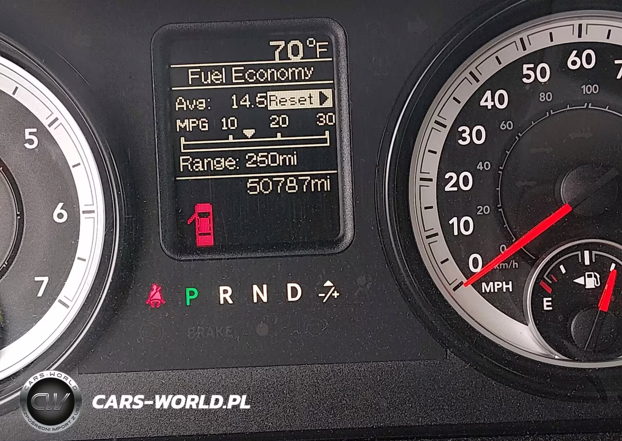 2015 Ram 1500 Tradesman VIN:1C6RR7FT5FS763739 - 15