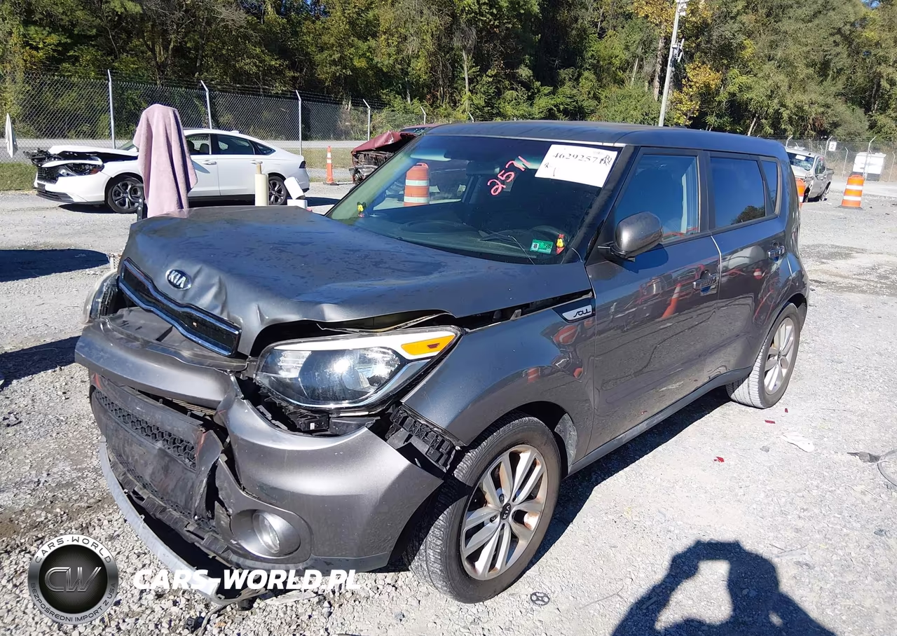 2017 Kia Soul + VIN:KNDJP3A53H7462261 - 2