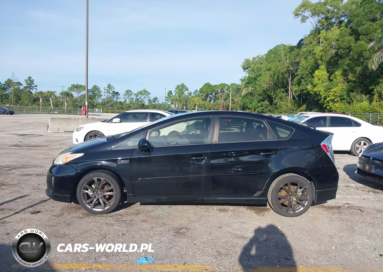 2012 Toyota Prius Three VIN:JTDKN3DU4C5435541 - 14