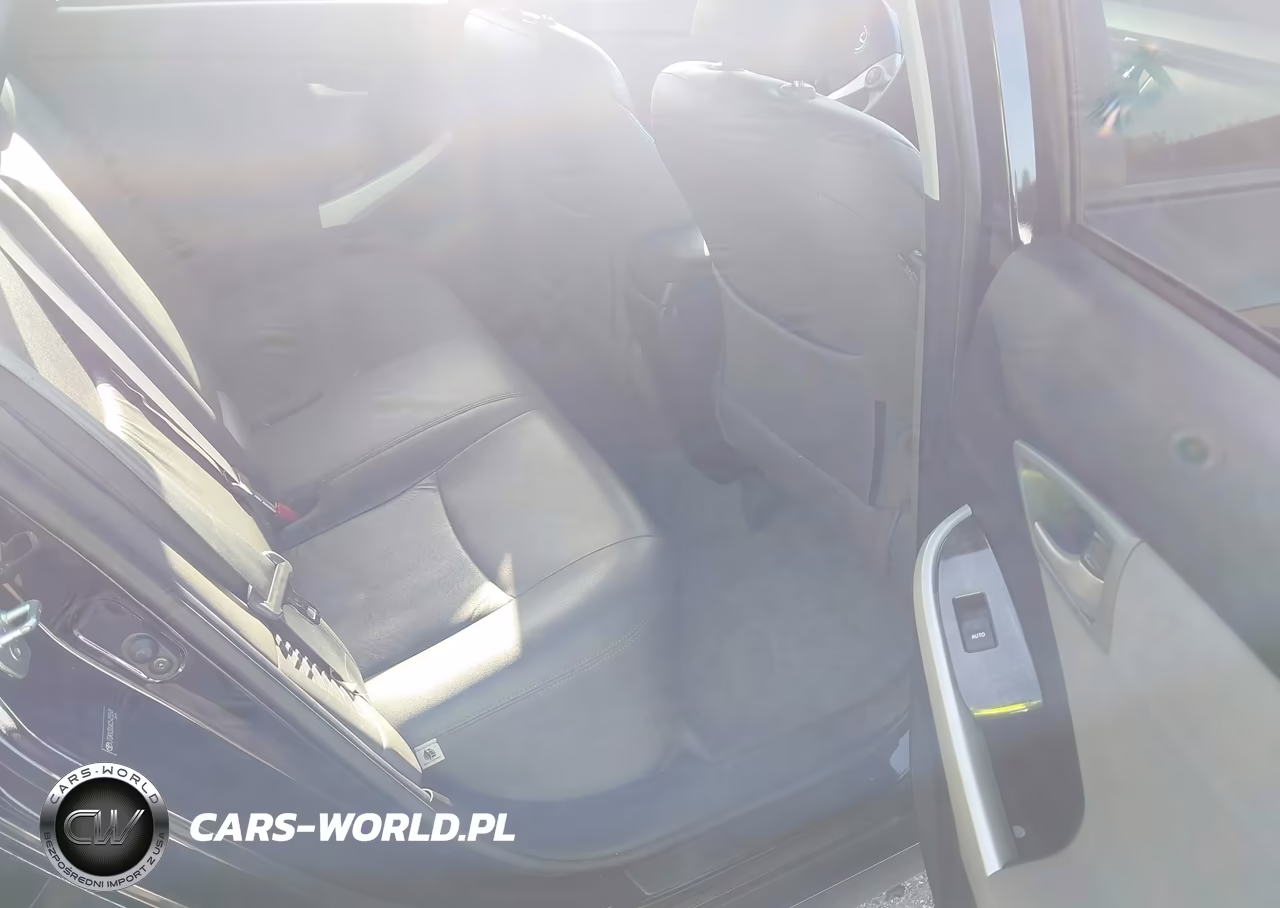 2012 Toyota Prius Three VIN:JTDKN3DU4C5435541 - 8
