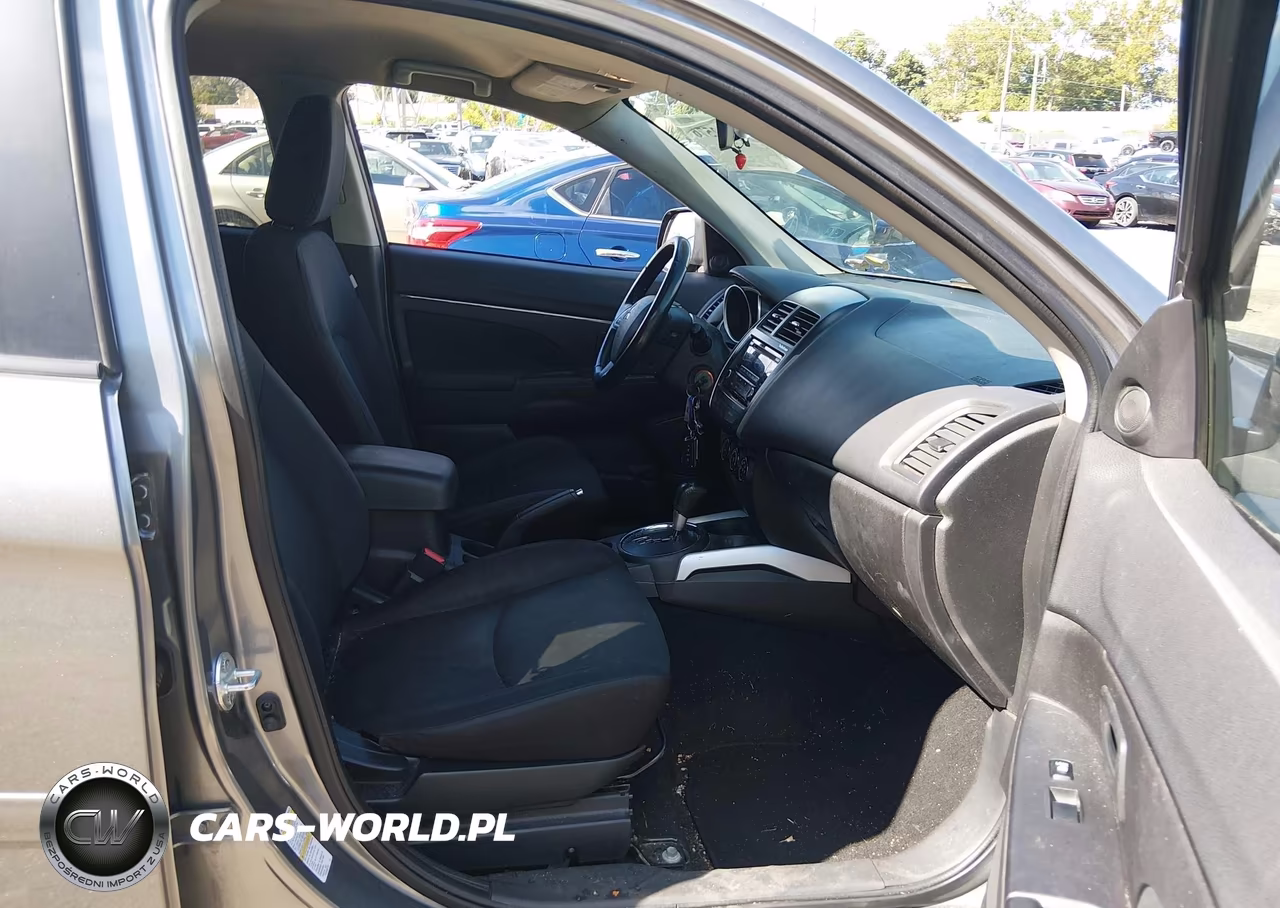 2014 Mitsubishi Outlander Sport Es VIN:4A4AP3AU0EE014289 - 5