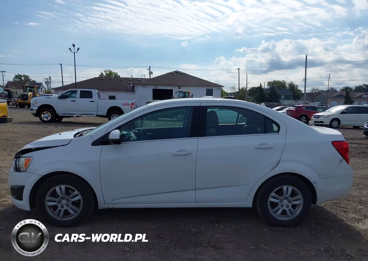 2016 Chevrolet Sonic Lt Auto VIN:1G1JC5SB8G4165233 - 14