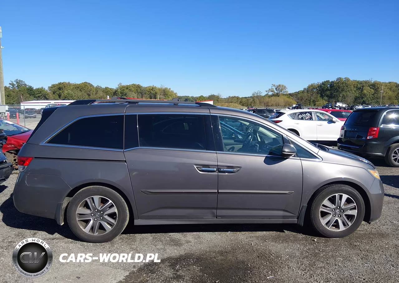 2016 Honda Odyssey Touring-Touring Elite VIN:5FNRL5H91GB045748 - 13